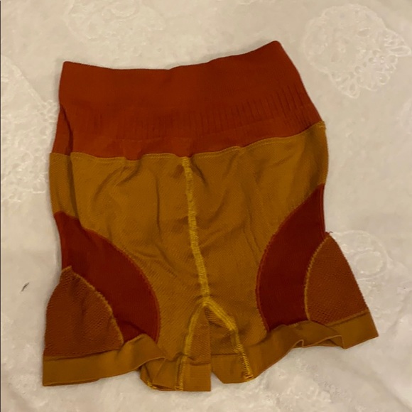 COPY - 🌺free people break point tighten up short/crop - Picture 7 of 16